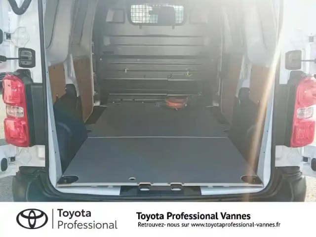 Toyota Proace medium electric 136ch 75kwh start mc24 — photo 4