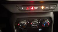 Dacia Sandero 1.0 TCe 90ch Expression CVT — photo 26