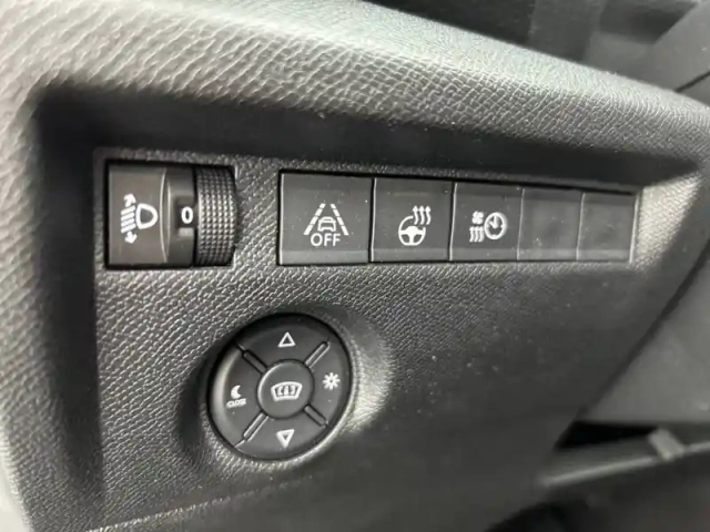 Citroën C4 e- 136 ch automatique — photo 20