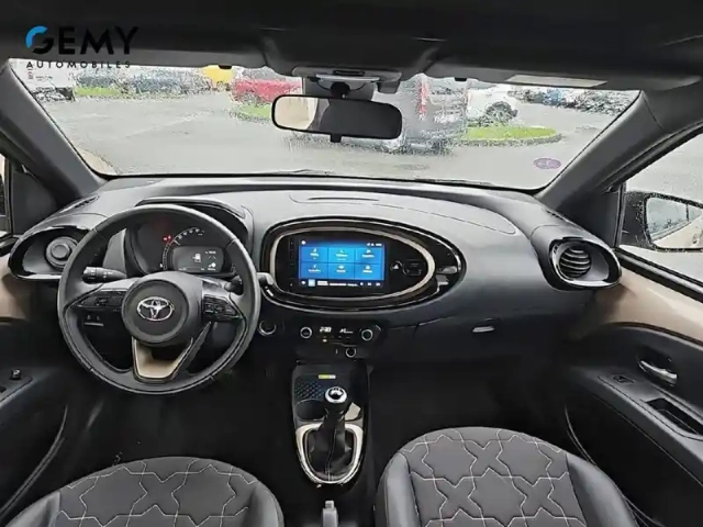 Toyota Aygo X 1.0 vvt-i 72 — photo 8