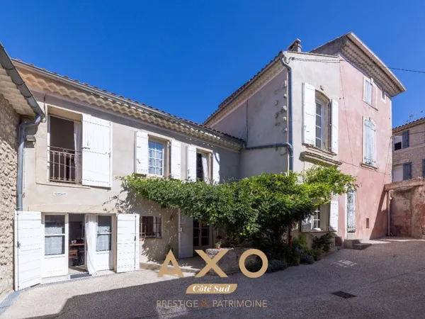 Maison 9 pièces 270 m²