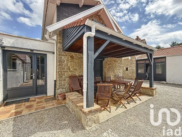 Maison 8 pièces 200 m²
