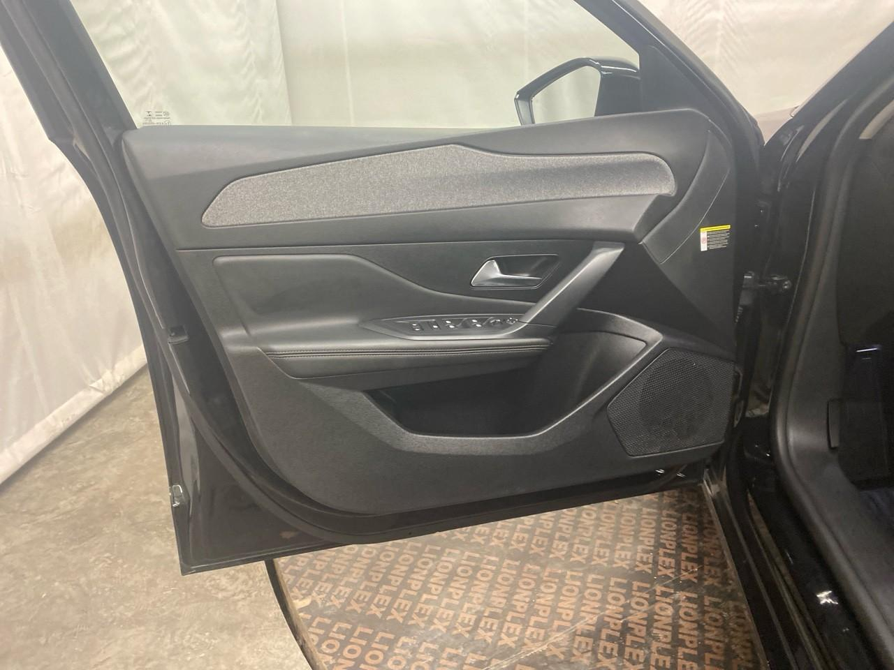 Peugeot 308 sw bluehdi 130ch s&s eat8 allure pack — photo 26