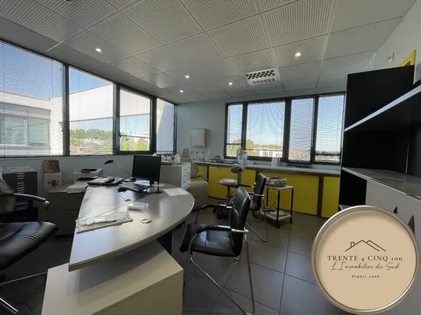 Bureaux 7 pièces 200 m²