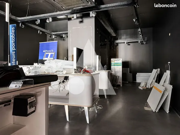 Local commercial 140 m² GAP