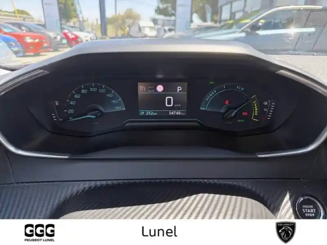Peugeot 2008 electrique 136 ch — photo 14