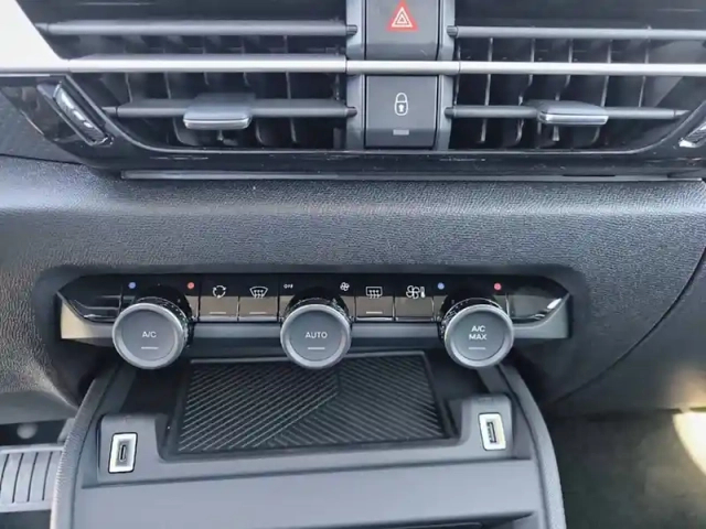 Citroën C4 hybride 145 e-dcs6 — photo 18