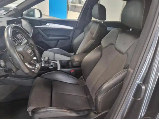 Audi Q5 55 tfsi e 367ch s line quattro s tronic 7 — photo 10