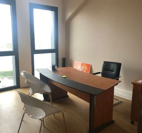 Bureaux 102m2 Le Mesnil Esnard