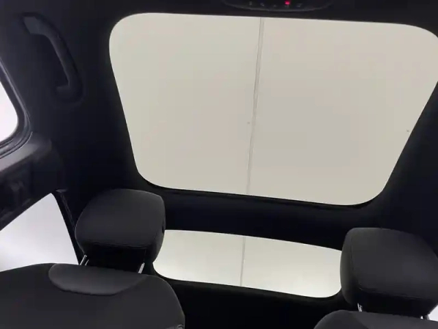 Mercedes Gla 250 e hybrid eq 8g-dct — photo 24