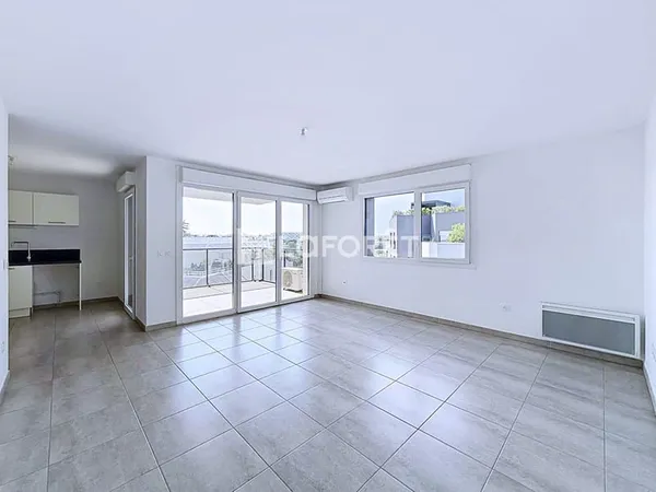 Apt T3 récent 68 m² , Terrasse, Vue dégagée