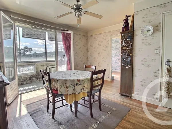 Appartement 5 pièces 82 m²