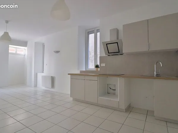 BEL APPARTEMENT T2 49m2