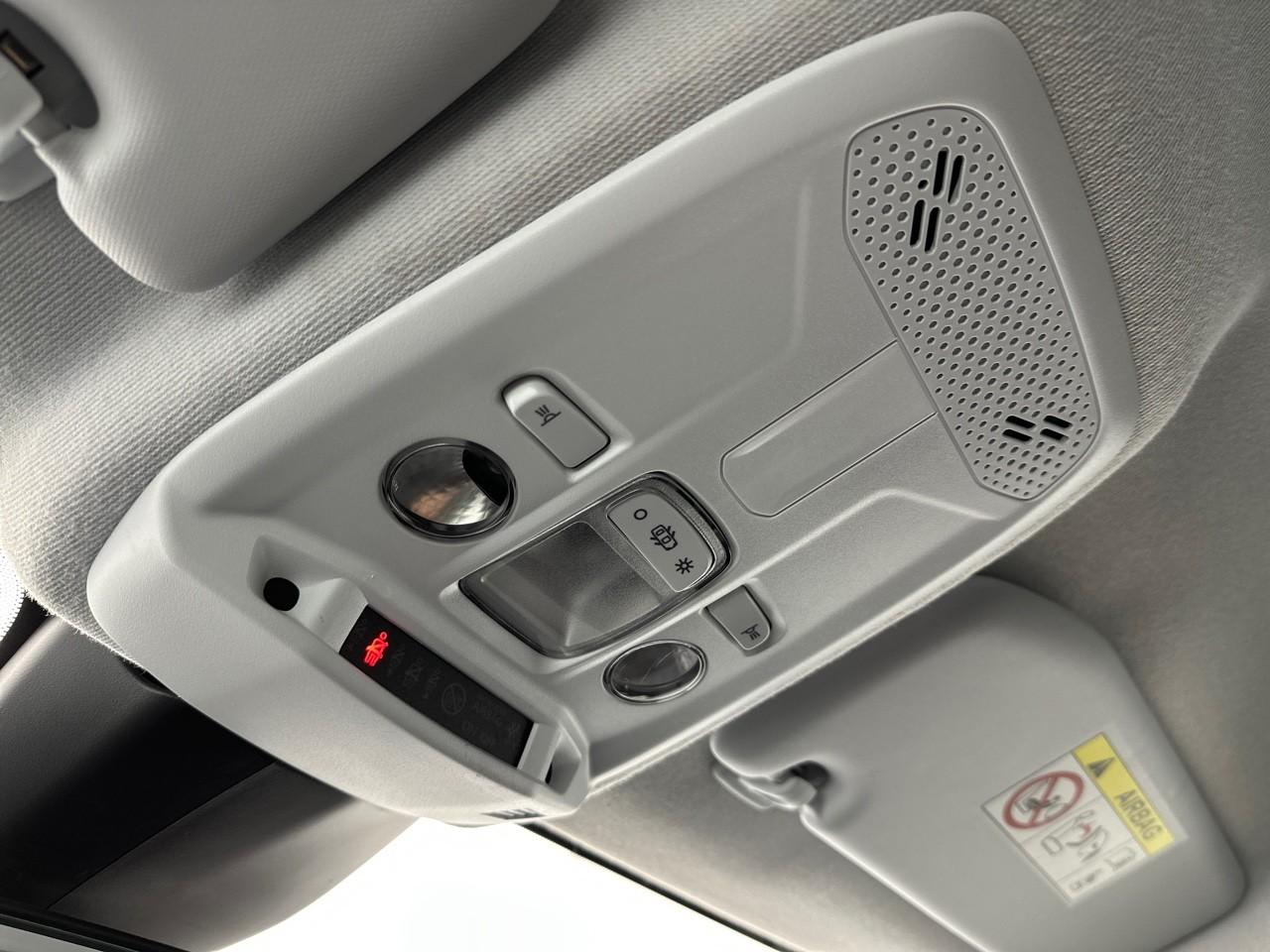 Peugeot 208 puretech 100 s&s bvm6 style — photo 30