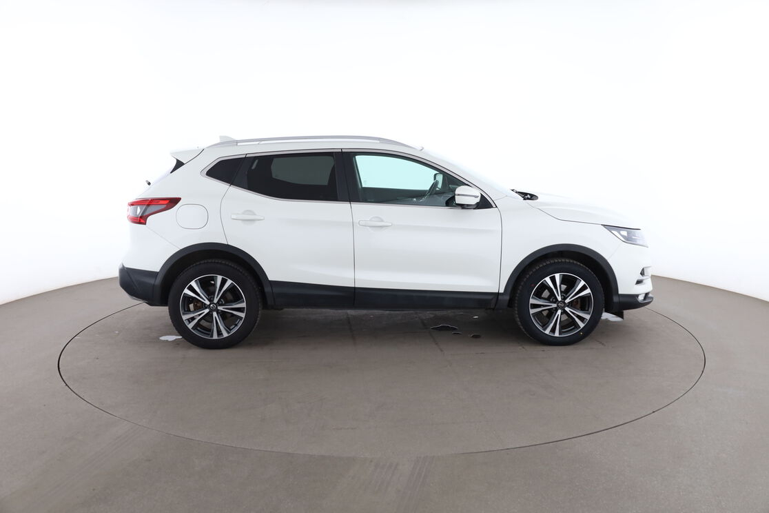 Nissan Qashqai 1.5 dCi N-Connecta DCT7 — photo 6