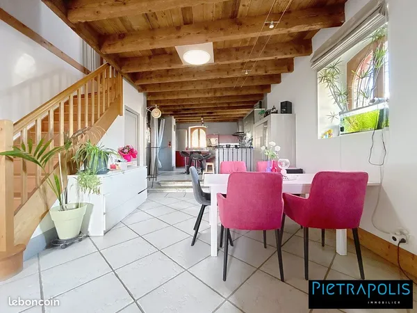 Maison 6 pièces 157 m²