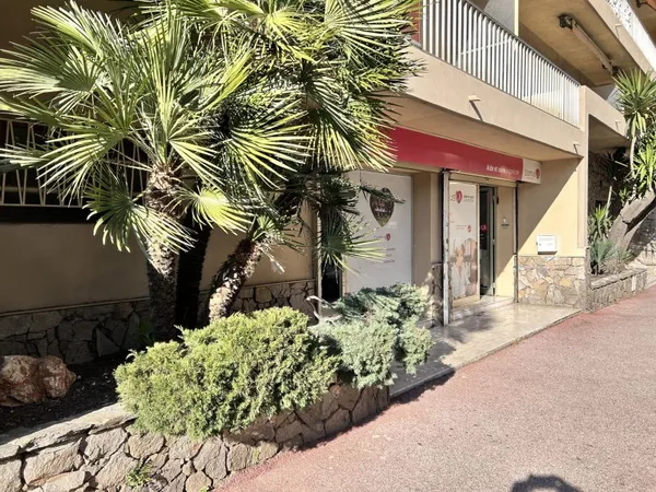 Local professionel 137m2 Toulon Aguillon