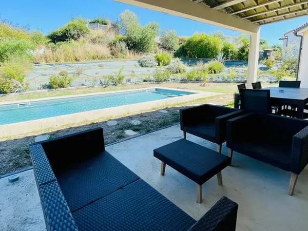 Maison 2 pièces 105 m²