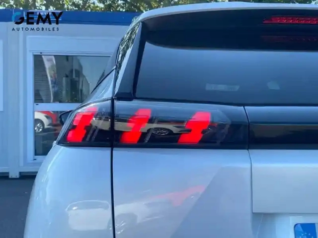 Peugeot 2008 puretech 130 s&amp;s eat8 — photo 34