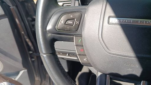 Land Rover Range Rover Evoque 2.0 ED4 150 2WD - SE – 2017 – 97563 km – Diesel – Boîte Manuelle — photo 10