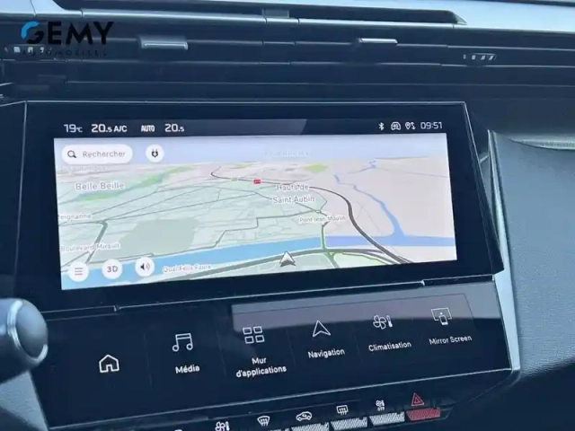 Peugeot 308 electrique 55 kwh 156ch — photo 18