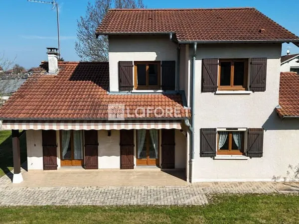 Maison 6 pièces 120 m²