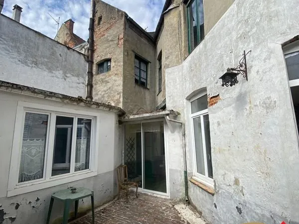 Maison 10 pièces 217 m²