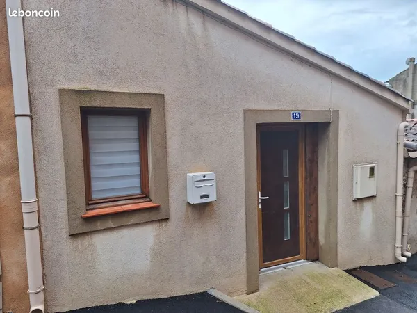 Maison Location Callas 2p 45m² 520€
