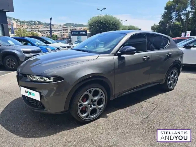 Alfa Romeo Tonale 1.3 hybride rechargeable phev 280ch at6 e-q4 — photo 3