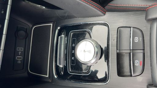 MG ZS 156 70kWh - Luxury – 2022 – 82441 km – Électrique – Boîte Automatique — photo 2