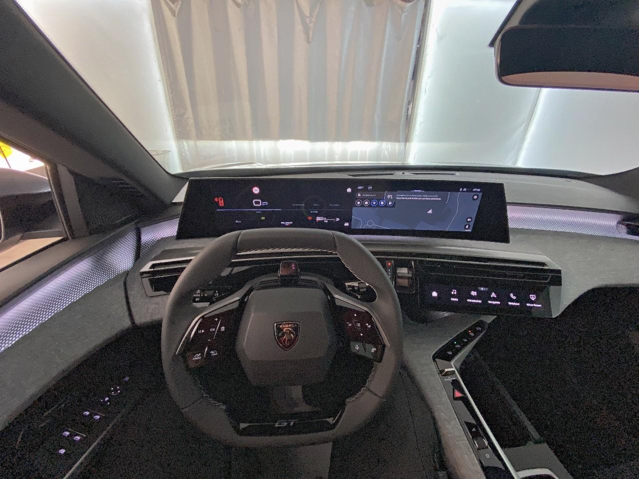 Peugeot 3008 hybrid 145 e-dcs6 gt — photo 12