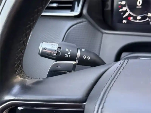 Land Rover Range Rover 2.0l p400e phev 404ch — photo 22