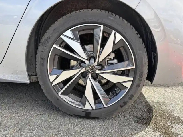 Peugeot 308 puretech 130ch s&amp;s eat8 — photo 79