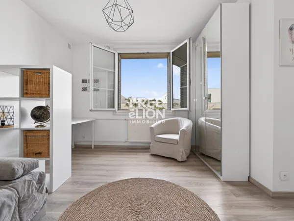 Vends studio meublé en parfait état