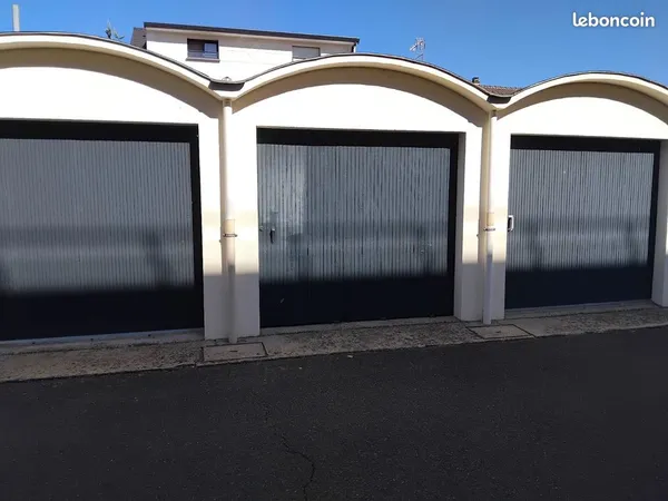 Garage à vendre - Sainte-geneviève-des-bois (91700) - Liers