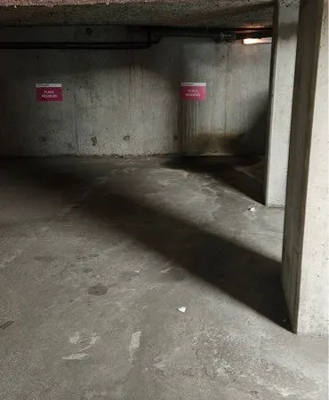 Place de parking en souterrain trefilerie