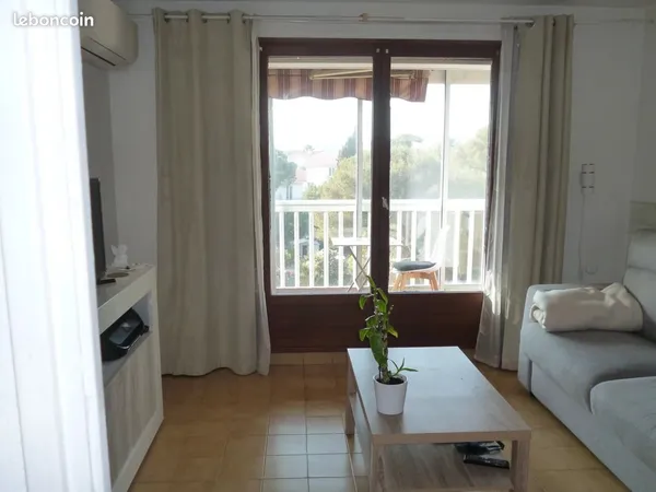 Studio 1 pièce 19 m²