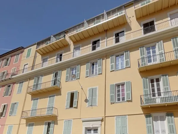 REPUBLIQUE Vaste 4P 116m2.