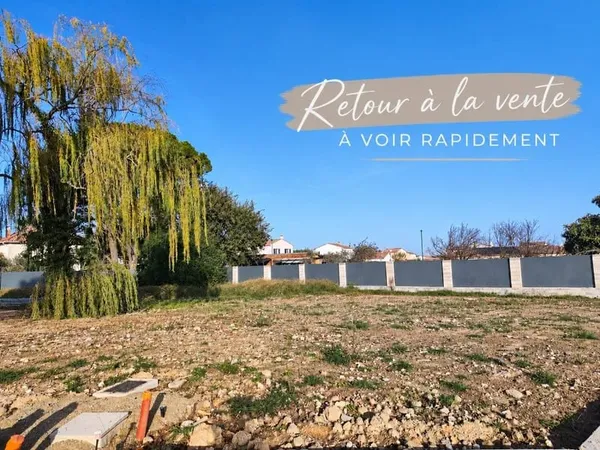 Terrain 582 m²