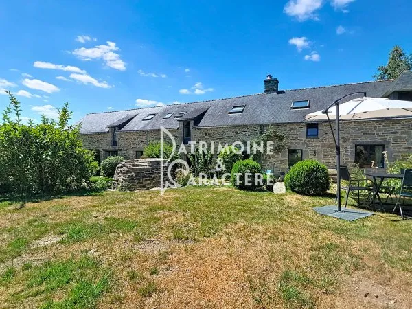 Belle longère rénovée et gîte attenant au nord de Vannes