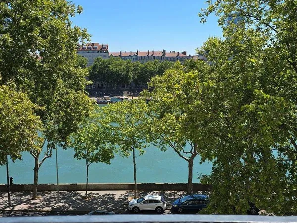 Appartement 4 pièces 83 m²