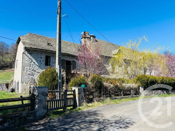 Maison 11 pièces 270 m²