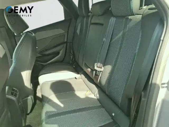 Peugeot 308 sw puretech 130ch s&amp;s eat8 — photo 10