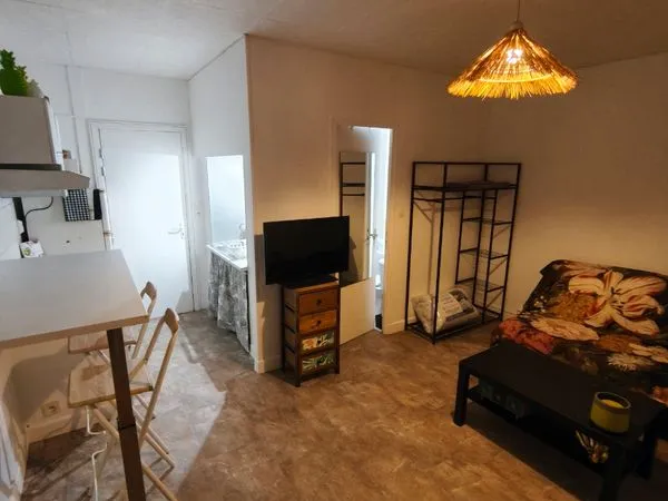 Studio meublé