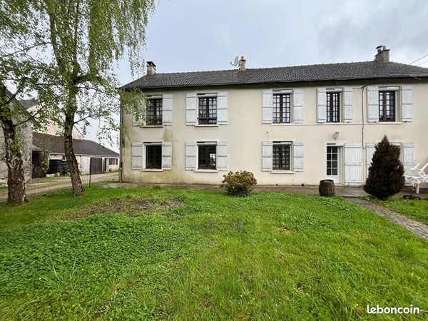 Maison 8 pièces 180 m²