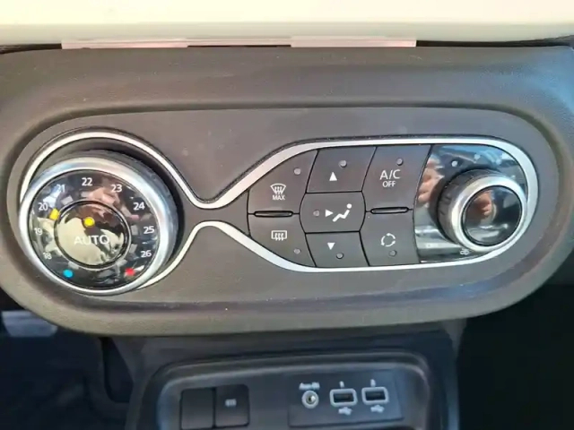 Renault Twingo iii achat intégral — photo 27