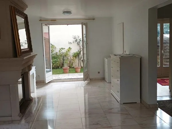 A VENDRE MAISON 5 Pièces CERGY