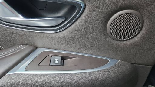Renault Espace 1.6 dCi Energy 160 EDC6 - Initiale Paris – 2018 – 129115 km – Diesel – Boîte Automatique — photo 17