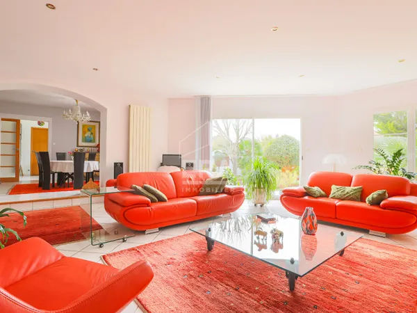 Maison 7 pièces 147 m²