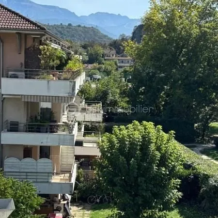 Duplex 5 pièces 110 m²